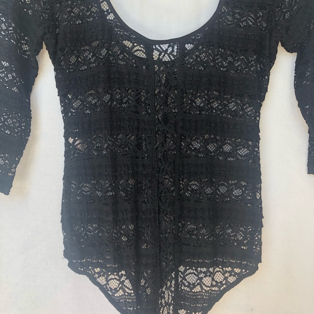 Lace body suit